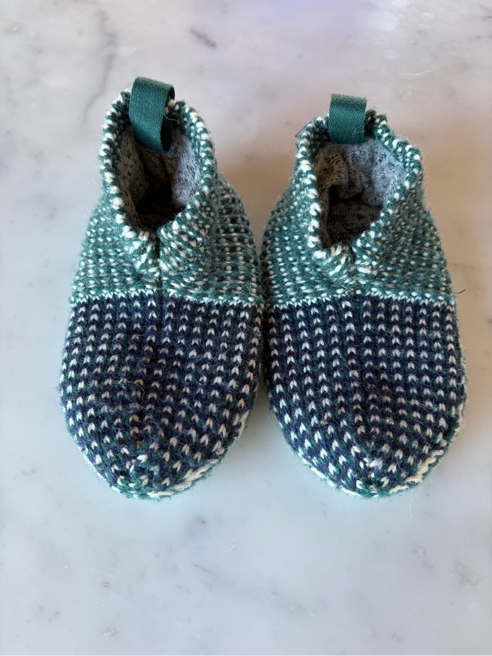 Bombas Gripper Slipper Kids Knit Slip-On Booties in Teal and Navy